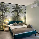住宿加早餐酒店 Golden Palm