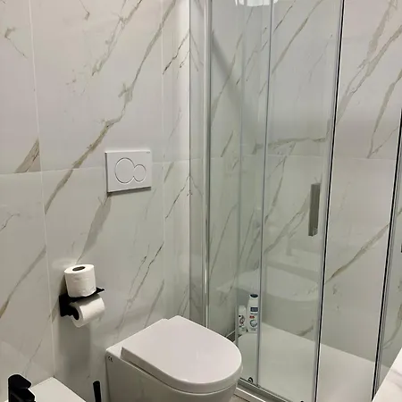 فندق مبيت وإفطار Golden Palm 3*