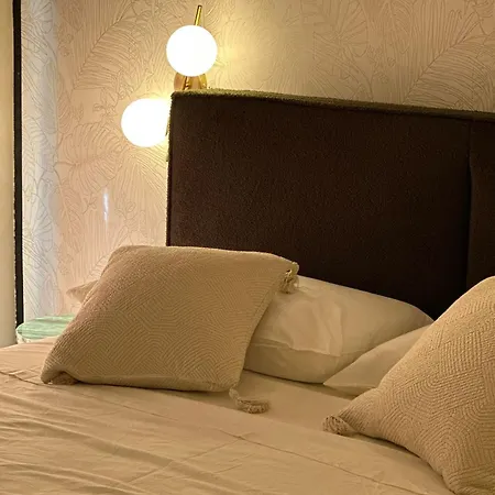 فندق مبيت وإفطار Golden Palm باري