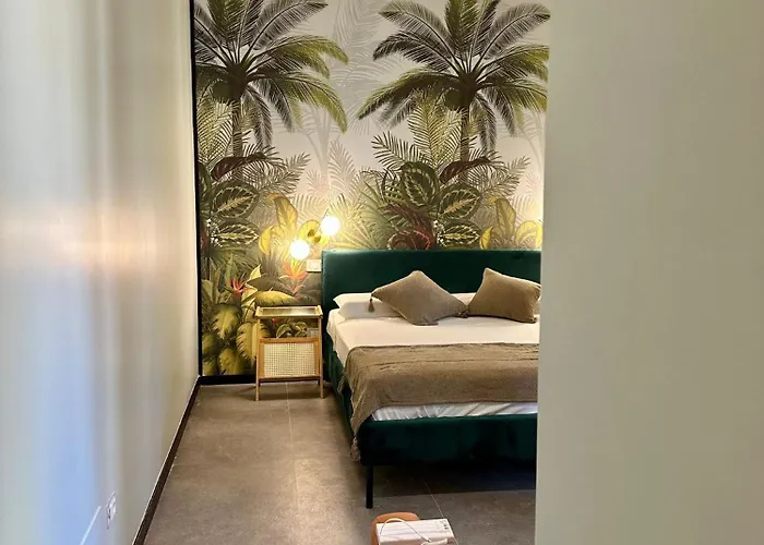 Couette-café Golden Palm 3*