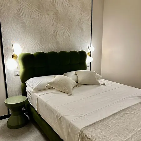 Golden Palm Bed & Breakfast